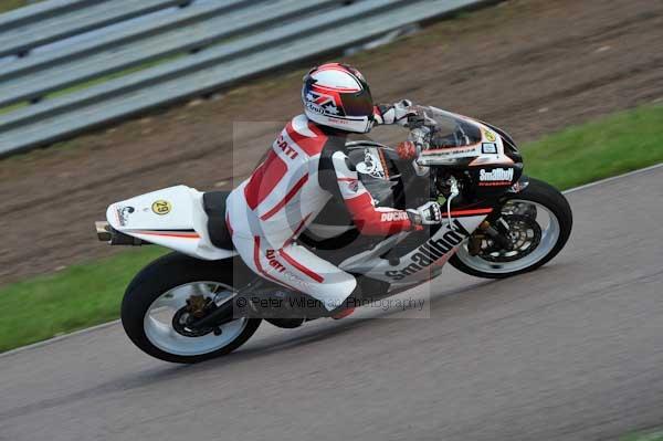 Motorcycle action photographs;Rockingham;Rockingham photographs;event digital images;eventdigitalimages;no limits trackday;peter wileman photography;rockingham corby northamptonshire;trackday;trackday digital images;trackday photos