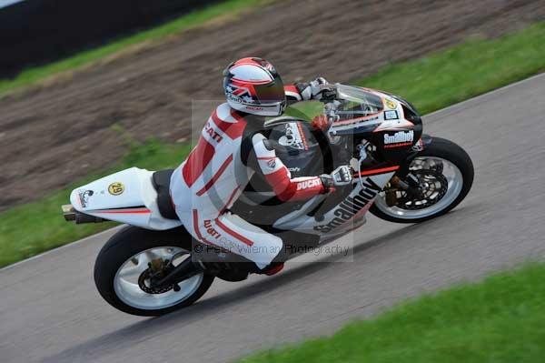 Motorcycle action photographs;Rockingham;Rockingham photographs;event digital images;eventdigitalimages;no limits trackday;peter wileman photography;rockingham corby northamptonshire;trackday;trackday digital images;trackday photos