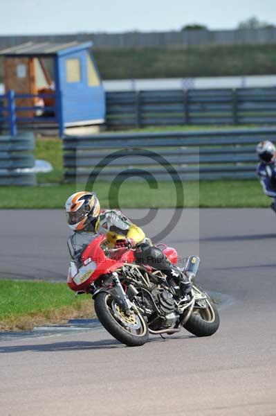 Motorcycle action photographs;Rockingham;Rockingham photographs;event digital images;eventdigitalimages;no limits trackday;peter wileman photography;rockingham corby northamptonshire;trackday;trackday digital images;trackday photos