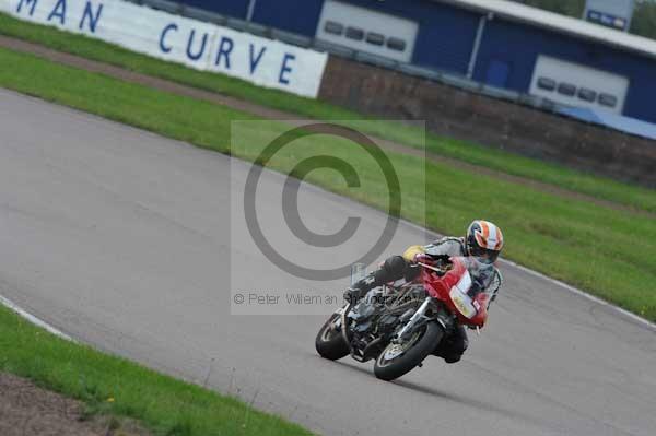 Motorcycle action photographs;Rockingham;Rockingham photographs;event digital images;eventdigitalimages;no limits trackday;peter wileman photography;rockingham corby northamptonshire;trackday;trackday digital images;trackday photos
