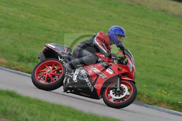 Motorcycle action photographs;Rockingham;Rockingham photographs;event digital images;eventdigitalimages;no limits trackday;peter wileman photography;rockingham corby northamptonshire;trackday;trackday digital images;trackday photos