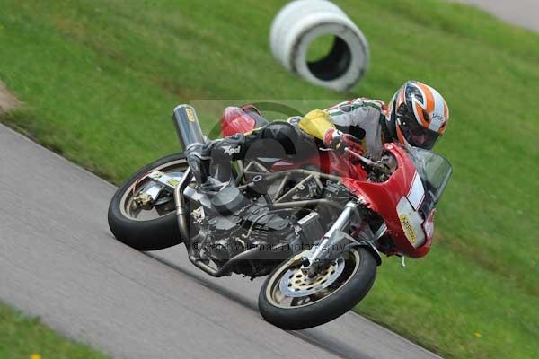Motorcycle action photographs;Rockingham;Rockingham photographs;event digital images;eventdigitalimages;no limits trackday;peter wileman photography;rockingham corby northamptonshire;trackday;trackday digital images;trackday photos