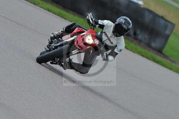 Motorcycle action photographs;Rockingham;Rockingham photographs;event digital images;eventdigitalimages;no limits trackday;peter wileman photography;rockingham corby northamptonshire;trackday;trackday digital images;trackday photos