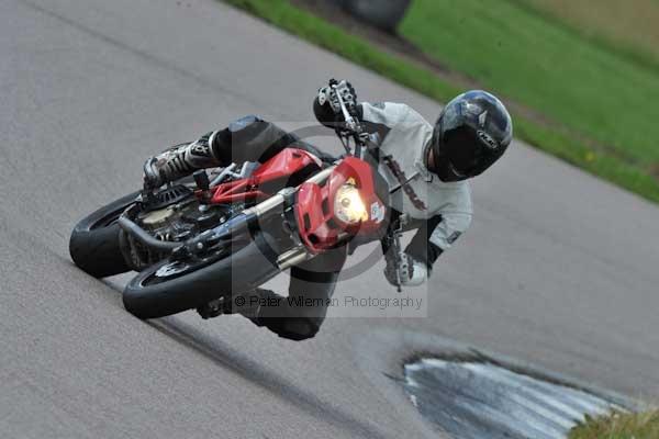 Motorcycle action photographs;Rockingham;Rockingham photographs;event digital images;eventdigitalimages;no limits trackday;peter wileman photography;rockingham corby northamptonshire;trackday;trackday digital images;trackday photos