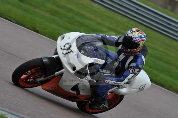 Motorcycle action photographs;Rockingham;Rockingham photographs;event digital images;eventdigitalimages;no limits trackday;peter wileman photography;rockingham corby northamptonshire;trackday;trackday digital images;trackday photos