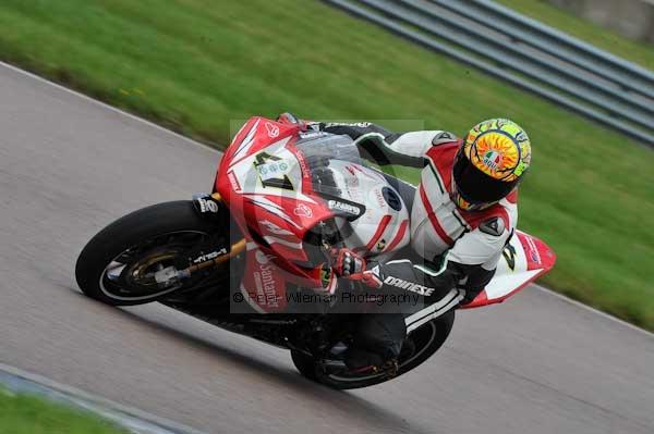Motorcycle action photographs;Rockingham;Rockingham photographs;event digital images;eventdigitalimages;no limits trackday;peter wileman photography;rockingham corby northamptonshire;trackday;trackday digital images;trackday photos