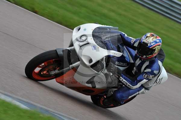 Motorcycle action photographs;Rockingham;Rockingham photographs;event digital images;eventdigitalimages;no limits trackday;peter wileman photography;rockingham corby northamptonshire;trackday;trackday digital images;trackday photos
