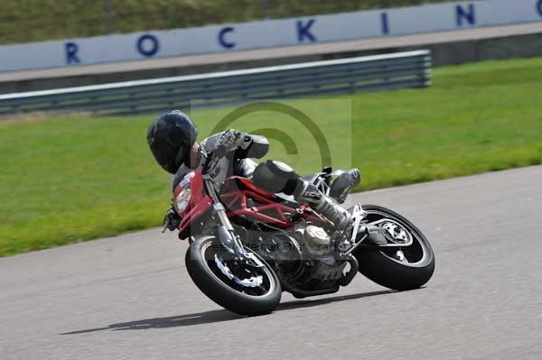 Motorcycle action photographs;Rockingham;Rockingham photographs;event digital images;eventdigitalimages;no limits trackday;peter wileman photography;rockingham corby northamptonshire;trackday;trackday digital images;trackday photos