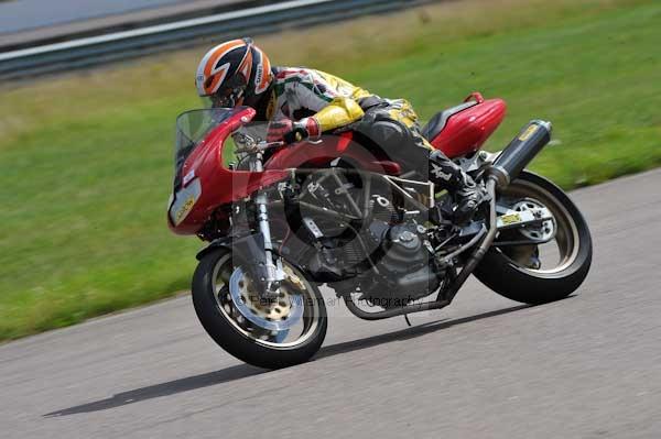 Motorcycle action photographs;Rockingham;Rockingham photographs;event digital images;eventdigitalimages;no limits trackday;peter wileman photography;rockingham corby northamptonshire;trackday;trackday digital images;trackday photos