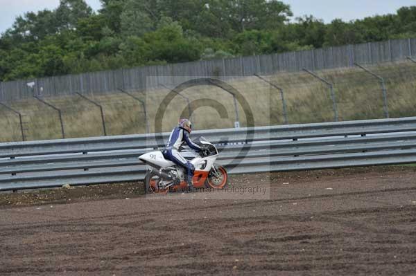 Motorcycle action photographs;Rockingham;Rockingham photographs;event digital images;eventdigitalimages;no limits trackday;peter wileman photography;rockingham corby northamptonshire;trackday;trackday digital images;trackday photos