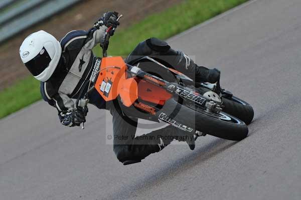 Motorcycle action photographs;Rockingham;Rockingham photographs;event digital images;eventdigitalimages;no limits trackday;peter wileman photography;rockingham corby northamptonshire;trackday;trackday digital images;trackday photos