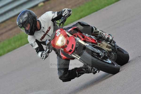 Motorcycle action photographs;Rockingham;Rockingham photographs;event digital images;eventdigitalimages;no limits trackday;peter wileman photography;rockingham corby northamptonshire;trackday;trackday digital images;trackday photos