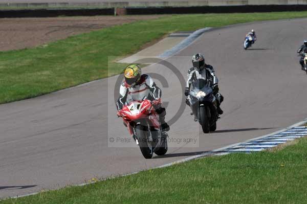 Motorcycle action photographs;Rockingham;Rockingham photographs;event digital images;eventdigitalimages;no limits trackday;peter wileman photography;rockingham corby northamptonshire;trackday;trackday digital images;trackday photos