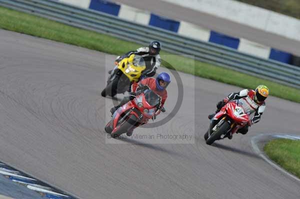 Motorcycle action photographs;Rockingham;Rockingham photographs;event digital images;eventdigitalimages;no limits trackday;peter wileman photography;rockingham corby northamptonshire;trackday;trackday digital images;trackday photos