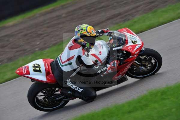 Motorcycle action photographs;Rockingham;Rockingham photographs;event digital images;eventdigitalimages;no limits trackday;peter wileman photography;rockingham corby northamptonshire;trackday;trackday digital images;trackday photos
