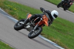 Motorcycle-action-photographs;Rockingham;Rockingham-photographs;event-digital-images;eventdigitalimages;no-limits-trackday;peter-wileman-photography;rockingham-corby-northamptonshire;trackday;trackday-digital-images;trackday-photos