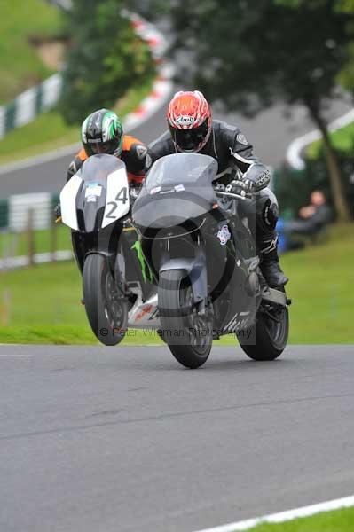 Motorcycle action photographs;cadwell;cadwell park photographs;event digital images;eventdigitalimages;motor racing louth lincolnshire;no limits trackday;peter wileman photography;trackday;trackday digital images;trackday photos