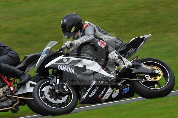 Motorcycle action photographs;cadwell;cadwell park photographs;event digital images;eventdigitalimages;motor racing louth lincolnshire;no limits trackday;peter wileman photography;trackday;trackday digital images;trackday photos