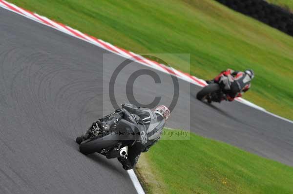 Motorcycle action photographs;cadwell;cadwell park photographs;event digital images;eventdigitalimages;motor racing louth lincolnshire;no limits trackday;peter wileman photography;trackday;trackday digital images;trackday photos