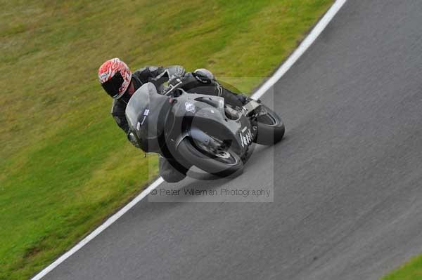 Motorcycle action photographs;cadwell;cadwell park photographs;event digital images;eventdigitalimages;motor racing louth lincolnshire;no limits trackday;peter wileman photography;trackday;trackday digital images;trackday photos