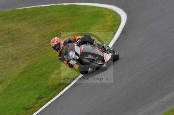 Motorcycle action photographs;cadwell;cadwell park photographs;event digital images;eventdigitalimages;motor racing louth lincolnshire;no limits trackday;peter wileman photography;trackday;trackday digital images;trackday photos