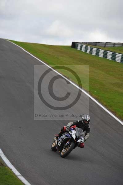 Motorcycle action photographs;cadwell;cadwell park photographs;event digital images;eventdigitalimages;motor racing louth lincolnshire;no limits trackday;peter wileman photography;trackday;trackday digital images;trackday photos