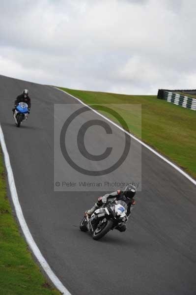 Motorcycle action photographs;cadwell;cadwell park photographs;event digital images;eventdigitalimages;motor racing louth lincolnshire;no limits trackday;peter wileman photography;trackday;trackday digital images;trackday photos