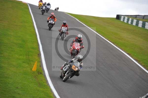 Motorcycle action photographs;cadwell;cadwell park photographs;event digital images;eventdigitalimages;motor racing louth lincolnshire;no limits trackday;peter wileman photography;trackday;trackday digital images;trackday photos