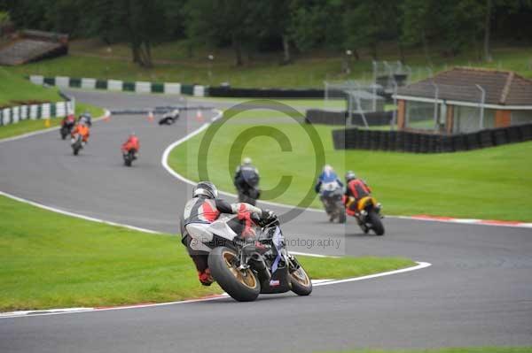 Motorcycle action photographs;cadwell;cadwell park photographs;event digital images;eventdigitalimages;motor racing louth lincolnshire;no limits trackday;peter wileman photography;trackday;trackday digital images;trackday photos