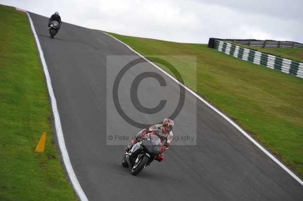 Motorcycle action photographs;cadwell;cadwell park photographs;event digital images;eventdigitalimages;motor racing louth lincolnshire;no limits trackday;peter wileman photography;trackday;trackday digital images;trackday photos