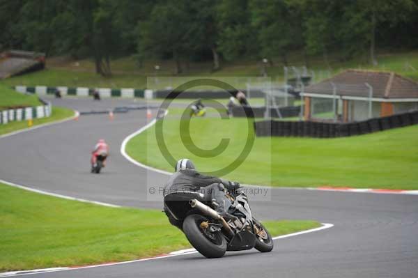 Motorcycle action photographs;cadwell;cadwell park photographs;event digital images;eventdigitalimages;motor racing louth lincolnshire;no limits trackday;peter wileman photography;trackday;trackday digital images;trackday photos
