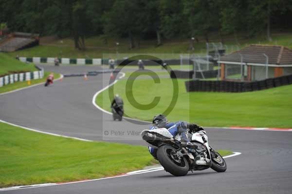 Motorcycle action photographs;cadwell;cadwell park photographs;event digital images;eventdigitalimages;motor racing louth lincolnshire;no limits trackday;peter wileman photography;trackday;trackday digital images;trackday photos