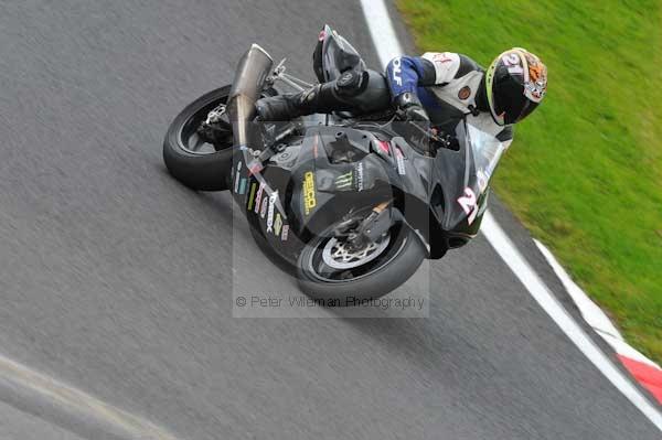 Motorcycle action photographs;cadwell;cadwell park photographs;event digital images;eventdigitalimages;motor racing louth lincolnshire;no limits trackday;peter wileman photography;trackday;trackday digital images;trackday photos