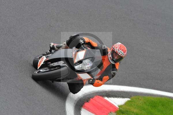 Motorcycle action photographs;cadwell;cadwell park photographs;event digital images;eventdigitalimages;motor racing louth lincolnshire;no limits trackday;peter wileman photography;trackday;trackday digital images;trackday photos