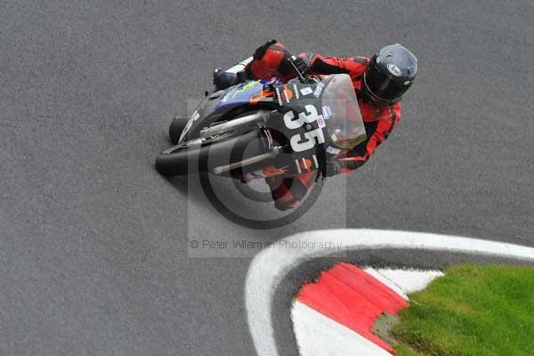 Motorcycle action photographs;cadwell;cadwell park photographs;event digital images;eventdigitalimages;motor racing louth lincolnshire;no limits trackday;peter wileman photography;trackday;trackday digital images;trackday photos