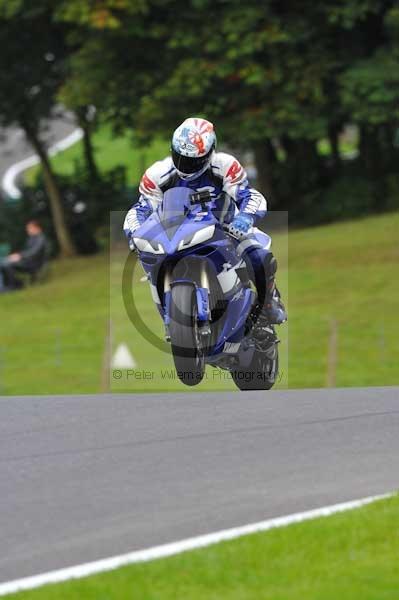 Motorcycle action photographs;cadwell;cadwell park photographs;event digital images;eventdigitalimages;motor racing louth lincolnshire;no limits trackday;peter wileman photography;trackday;trackday digital images;trackday photos