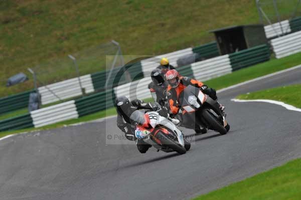 Motorcycle action photographs;cadwell;cadwell park photographs;event digital images;eventdigitalimages;motor racing louth lincolnshire;no limits trackday;peter wileman photography;trackday;trackday digital images;trackday photos