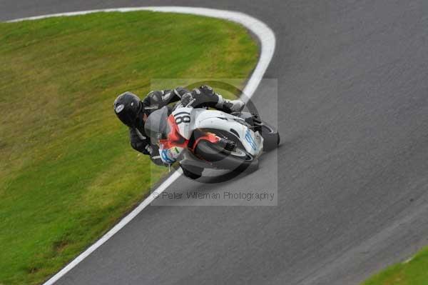 Motorcycle action photographs;cadwell;cadwell park photographs;event digital images;eventdigitalimages;motor racing louth lincolnshire;no limits trackday;peter wileman photography;trackday;trackday digital images;trackday photos