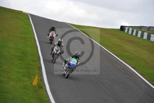 Motorcycle action photographs;cadwell;cadwell park photographs;event digital images;eventdigitalimages;motor racing louth lincolnshire;no limits trackday;peter wileman photography;trackday;trackday digital images;trackday photos