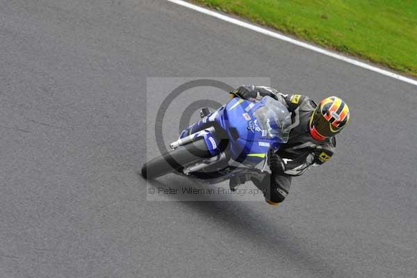 Motorcycle action photographs;cadwell;cadwell park photographs;event digital images;eventdigitalimages;motor racing louth lincolnshire;no limits trackday;peter wileman photography;trackday;trackday digital images;trackday photos