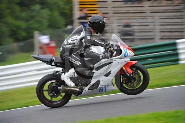 Motorcycle action photographs;cadwell;cadwell park photographs;event digital images;eventdigitalimages;motor racing louth lincolnshire;no limits trackday;peter wileman photography;trackday;trackday digital images;trackday photos