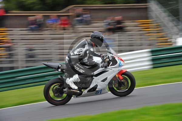Motorcycle action photographs;cadwell;cadwell park photographs;event digital images;eventdigitalimages;motor racing louth lincolnshire;no limits trackday;peter wileman photography;trackday;trackday digital images;trackday photos