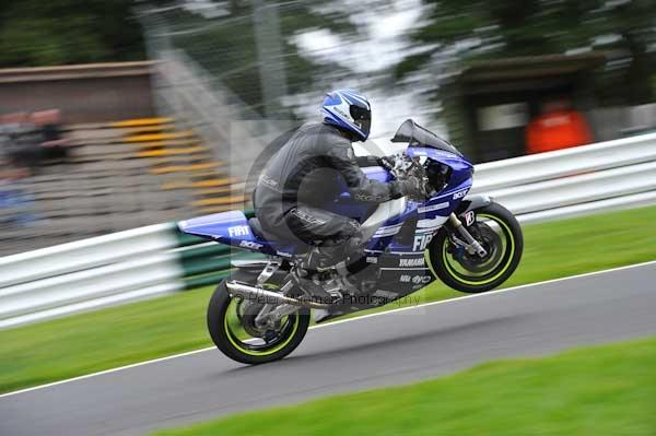 Motorcycle action photographs;cadwell;cadwell park photographs;event digital images;eventdigitalimages;motor racing louth lincolnshire;no limits trackday;peter wileman photography;trackday;trackday digital images;trackday photos