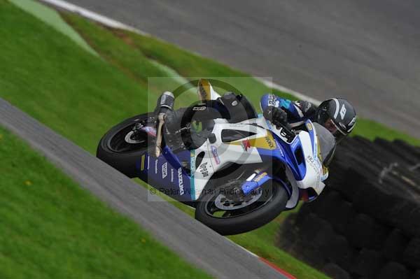 Motorcycle action photographs;cadwell;cadwell park photographs;event digital images;eventdigitalimages;motor racing louth lincolnshire;no limits trackday;peter wileman photography;trackday;trackday digital images;trackday photos