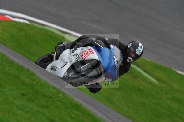 Motorcycle action photographs;cadwell;cadwell park photographs;event digital images;eventdigitalimages;motor racing louth lincolnshire;no limits trackday;peter wileman photography;trackday;trackday digital images;trackday photos