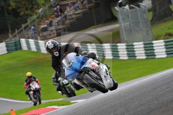 Motorcycle action photographs;cadwell;cadwell park photographs;event digital images;eventdigitalimages;motor racing louth lincolnshire;no limits trackday;peter wileman photography;trackday;trackday digital images;trackday photos