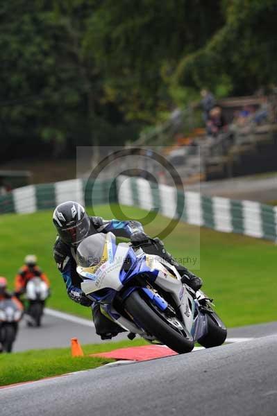 Motorcycle action photographs;cadwell;cadwell park photographs;event digital images;eventdigitalimages;motor racing louth lincolnshire;no limits trackday;peter wileman photography;trackday;trackday digital images;trackday photos