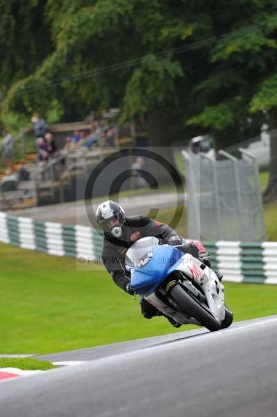 Motorcycle action photographs;cadwell;cadwell park photographs;event digital images;eventdigitalimages;motor racing louth lincolnshire;no limits trackday;peter wileman photography;trackday;trackday digital images;trackday photos