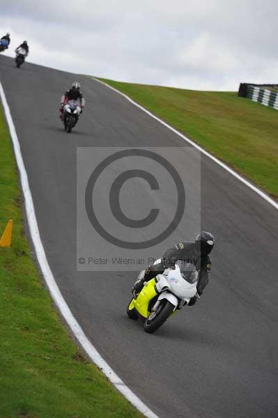 Motorcycle action photographs;cadwell;cadwell park photographs;event digital images;eventdigitalimages;motor racing louth lincolnshire;no limits trackday;peter wileman photography;trackday;trackday digital images;trackday photos