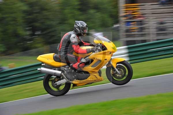 Motorcycle action photographs;cadwell;cadwell park photographs;event digital images;eventdigitalimages;motor racing louth lincolnshire;no limits trackday;peter wileman photography;trackday;trackday digital images;trackday photos